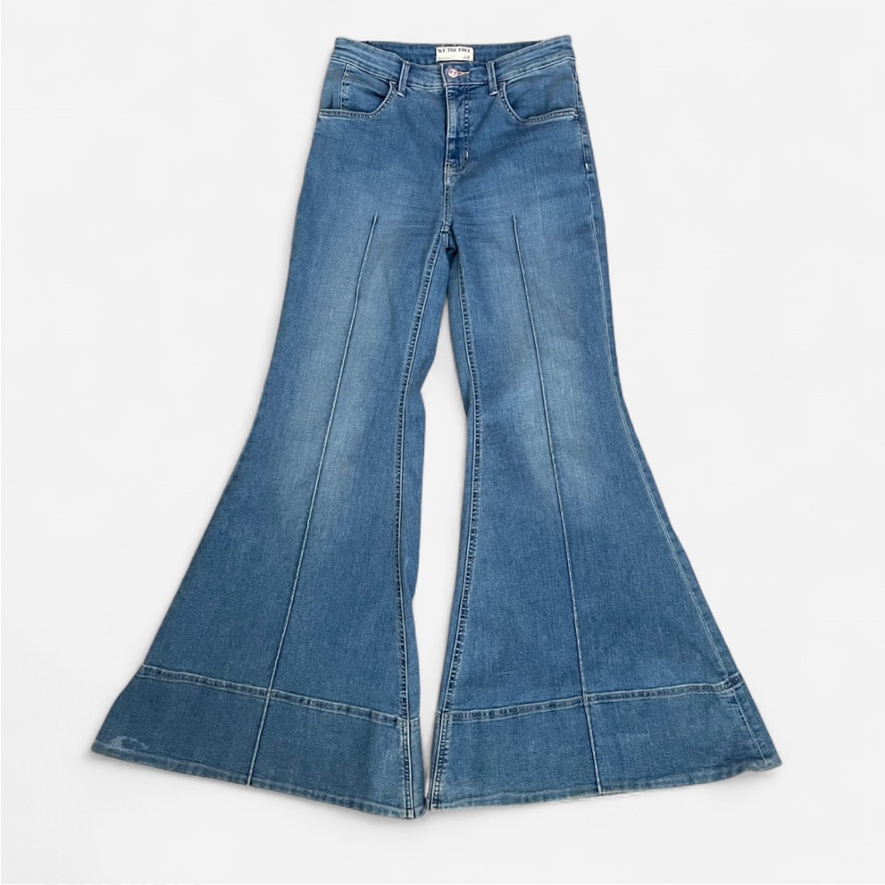 Free People We The Free La Rosa Flare Jeans Bell Bottoms Size 28 - Picture 5 of 12